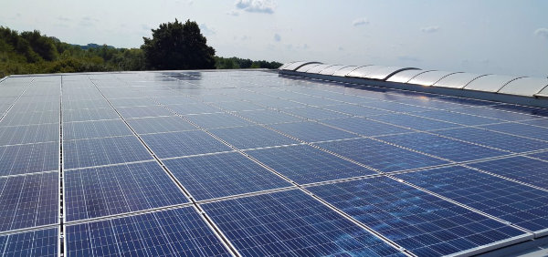 Über 50 Photovoltaikprojekte und Referenzen im Bereich Solarinvestments und PV-Investitionen. Diese 109kWp Anlage steht in Stralsund.
