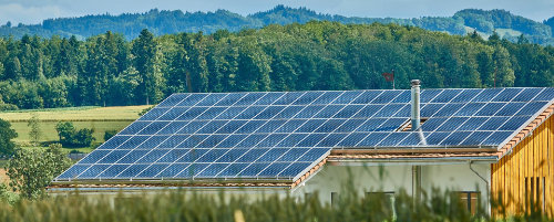 anlegerwissen_solarenergie-eigenheim-kosten-mieten-kaufen-photovoltaik-investment